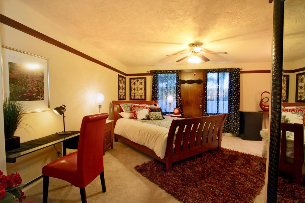| Vineyard Hacienda