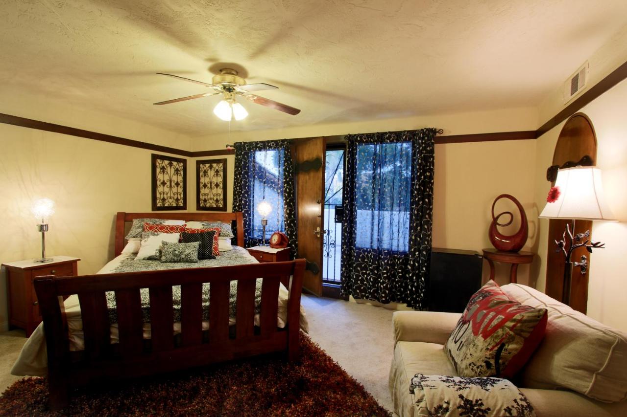 | Vineyard Hacienda