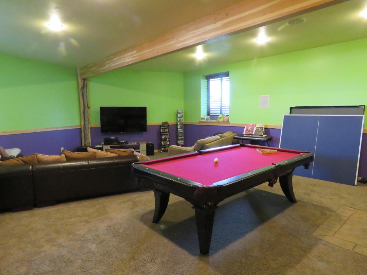 | Teton Hostel HideAway