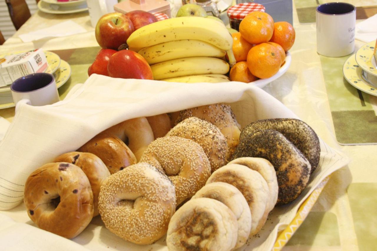 | The Coolidge Corner Guest House: A Brookline Bed and Breakfast