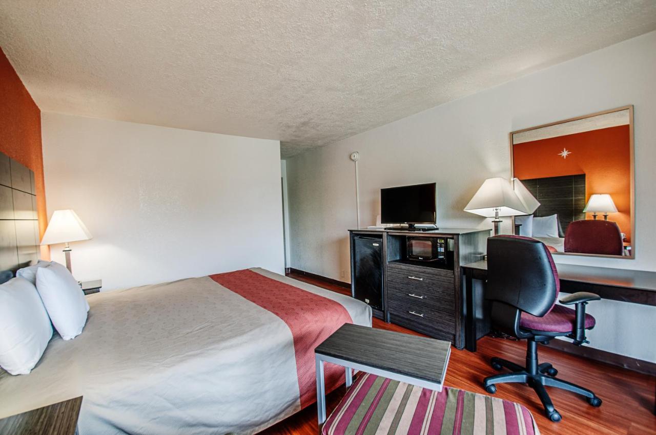 | Motel 6-Dumfries, VA