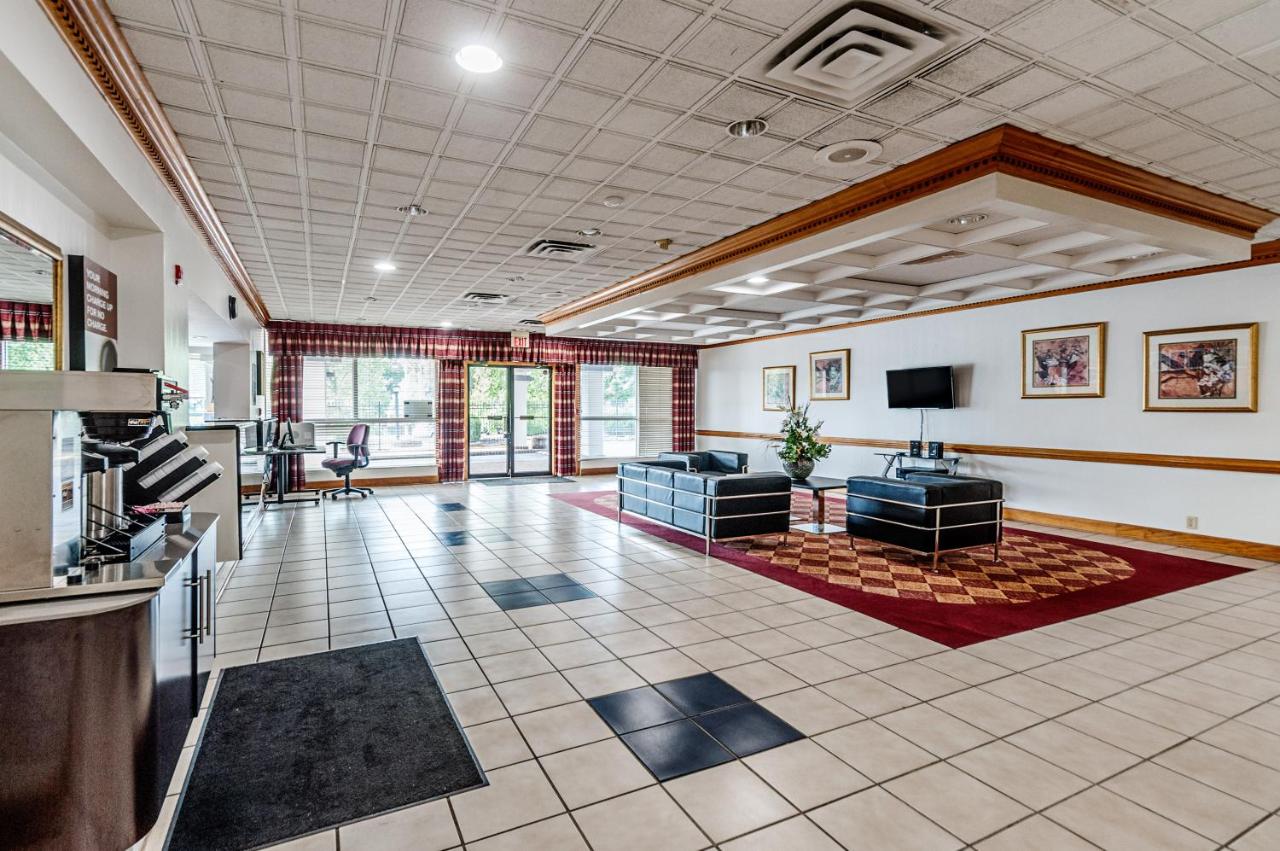 | Motel 6-Dumfries, VA