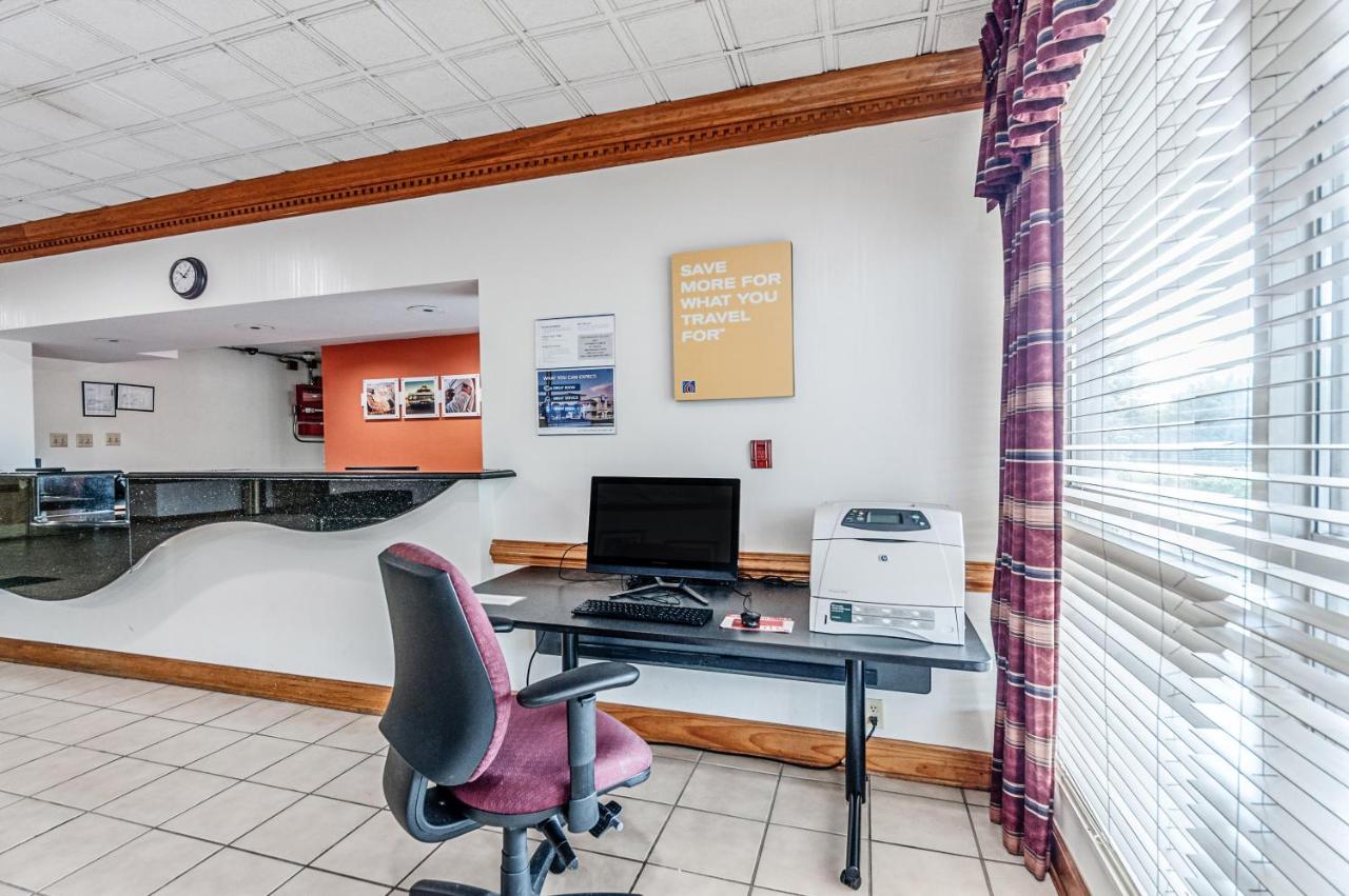 | Motel 6-Dumfries, VA