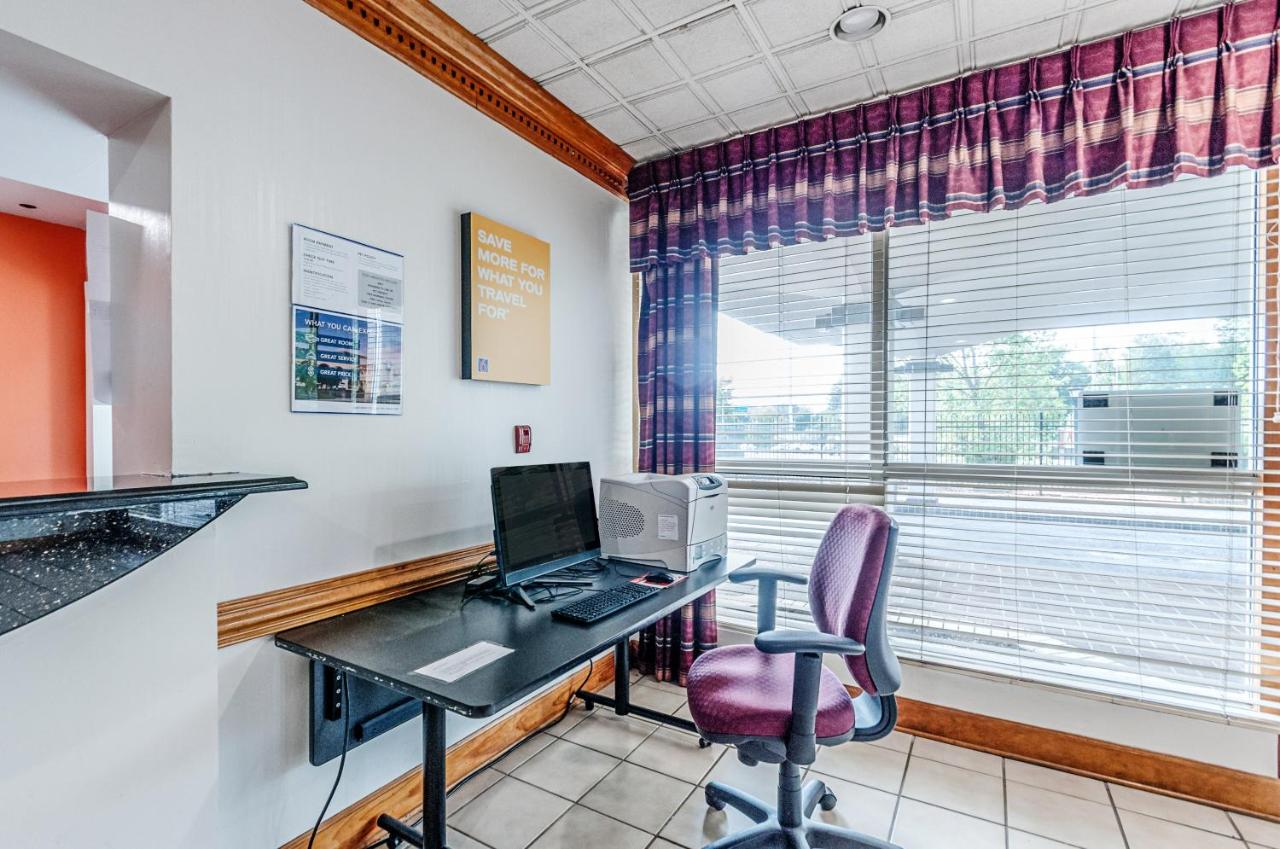 | Motel 6-Dumfries, VA