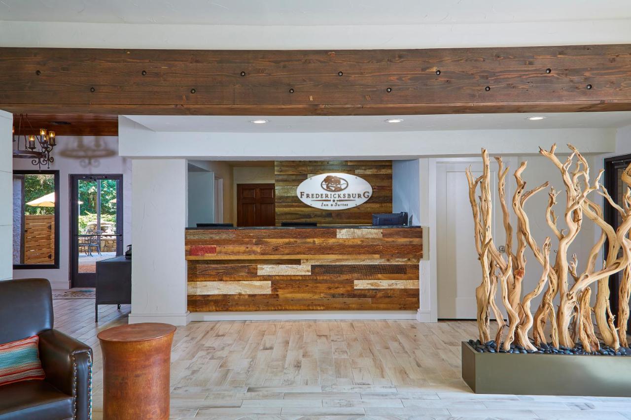 | Fredericksburg Inn and Suites
