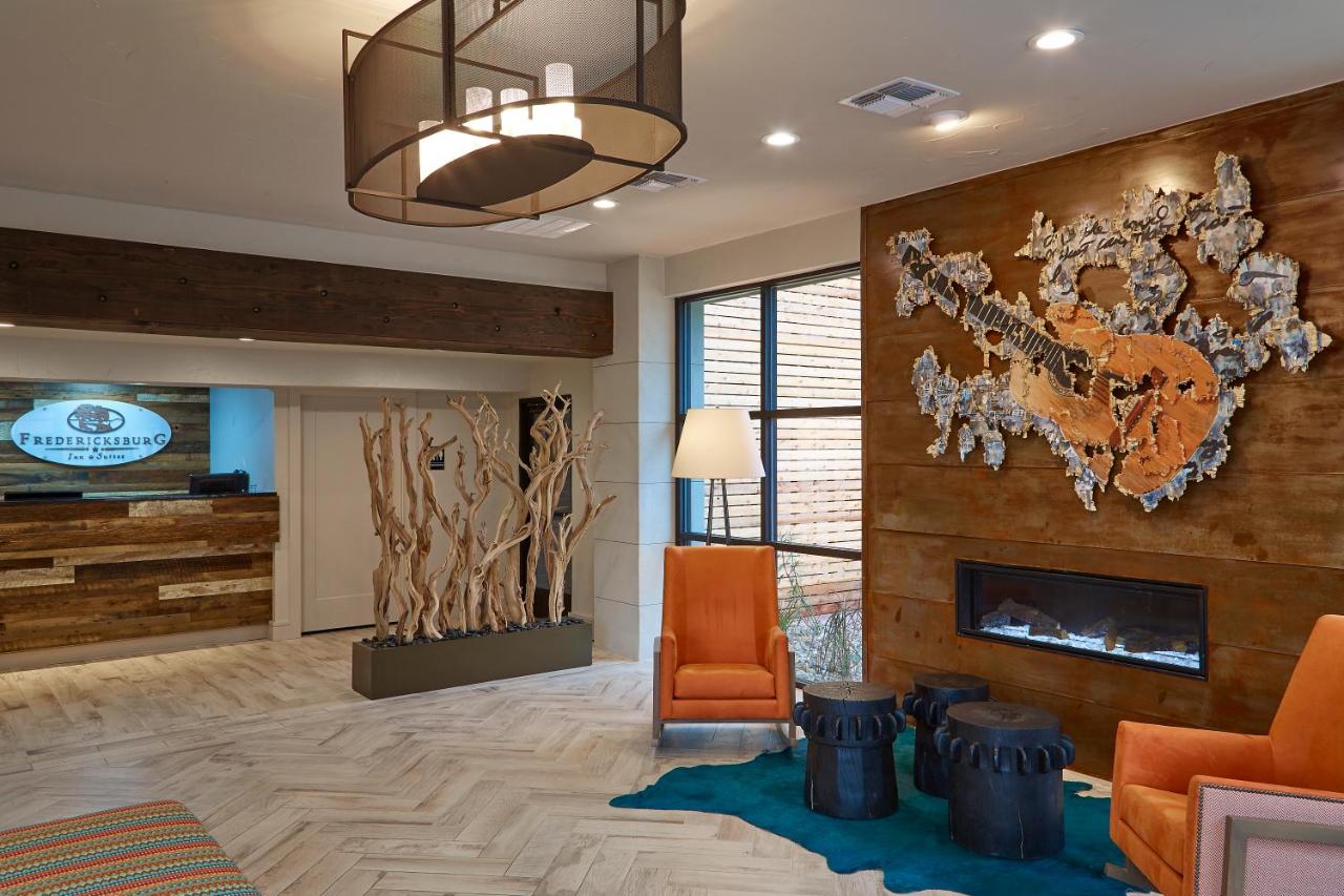 | Fredericksburg Inn and Suites