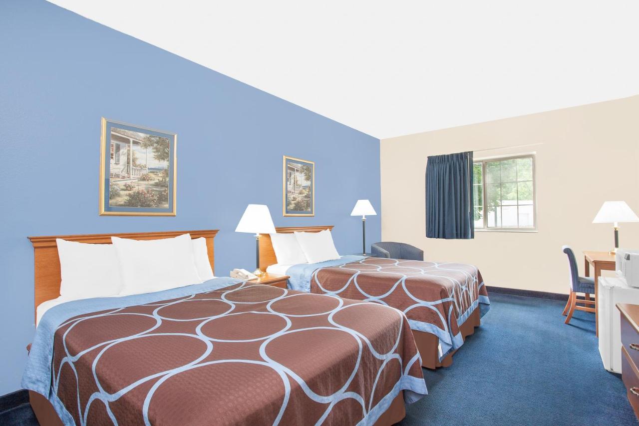 | Super 8 by Wyndham Cobleskill NY