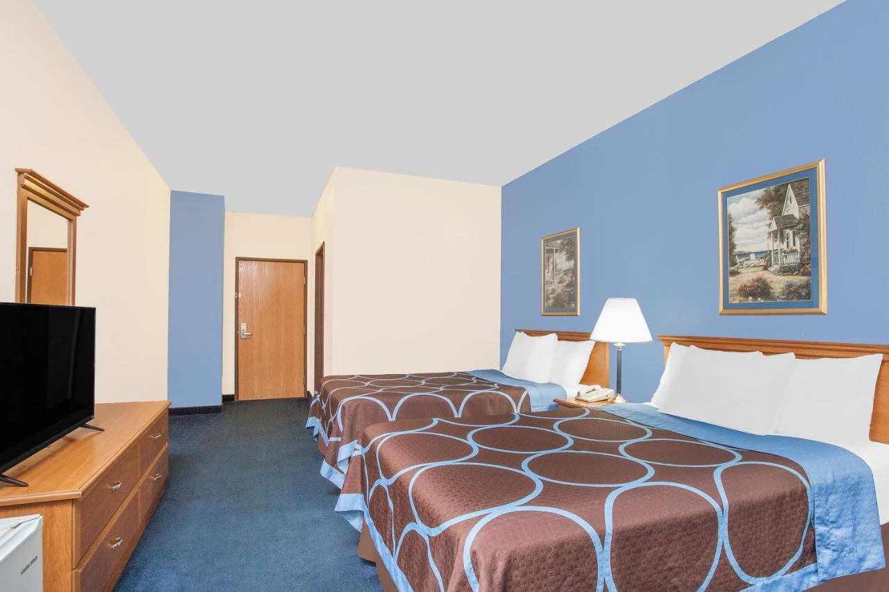 | Super 8 by Wyndham Cobleskill NY
