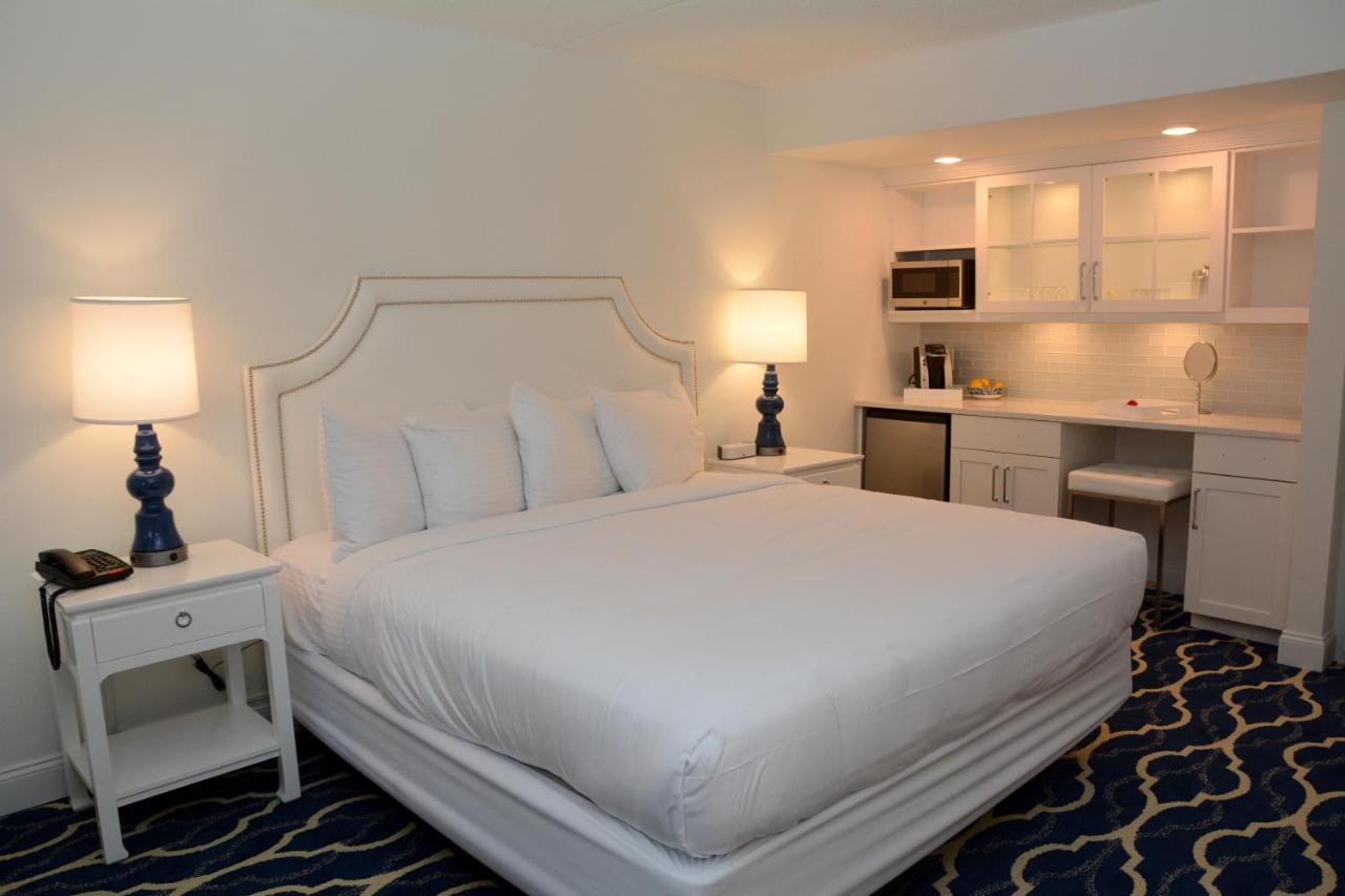 Premium King Room at ICONA Cape May