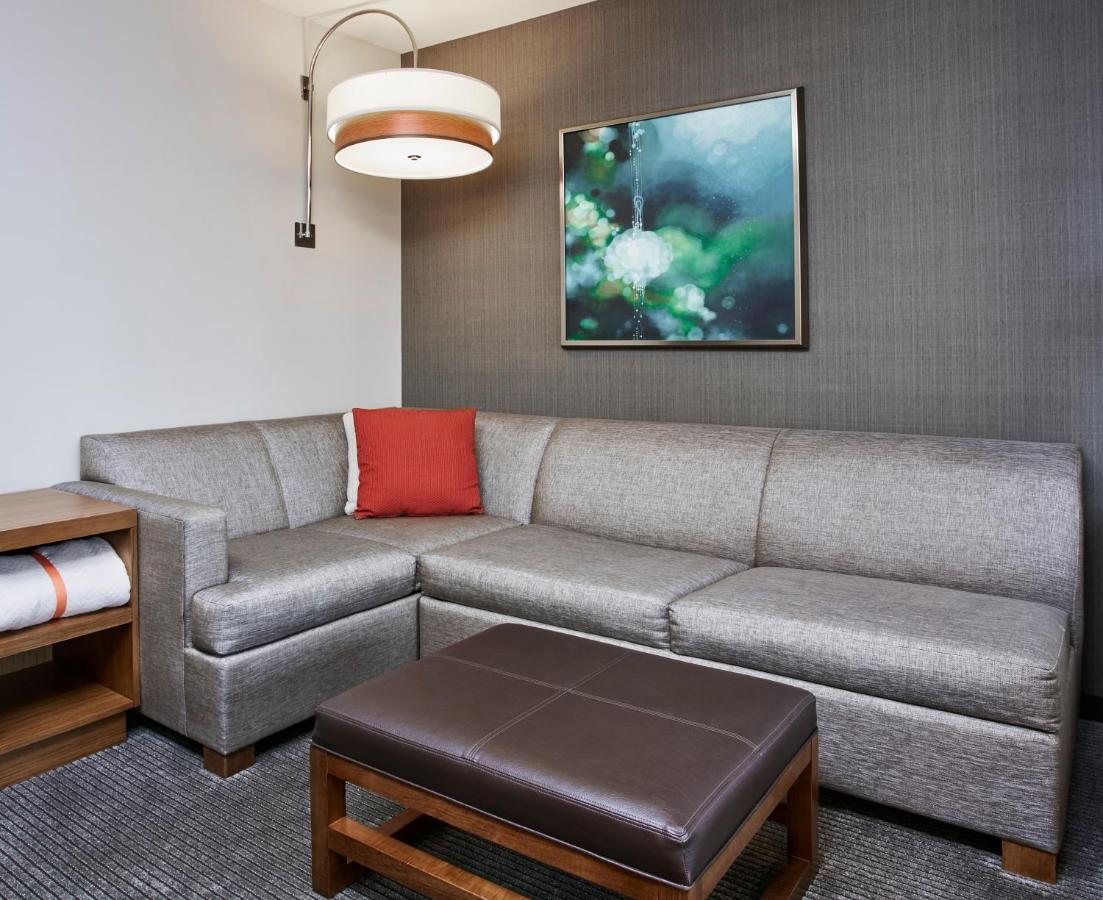 Queen Room with Two Queen Beds at Hyatt Place Chicago/River North