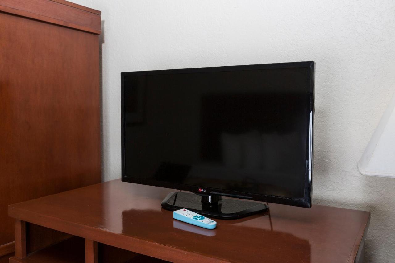 Standard Double Room at Flamingo Express Hotel
