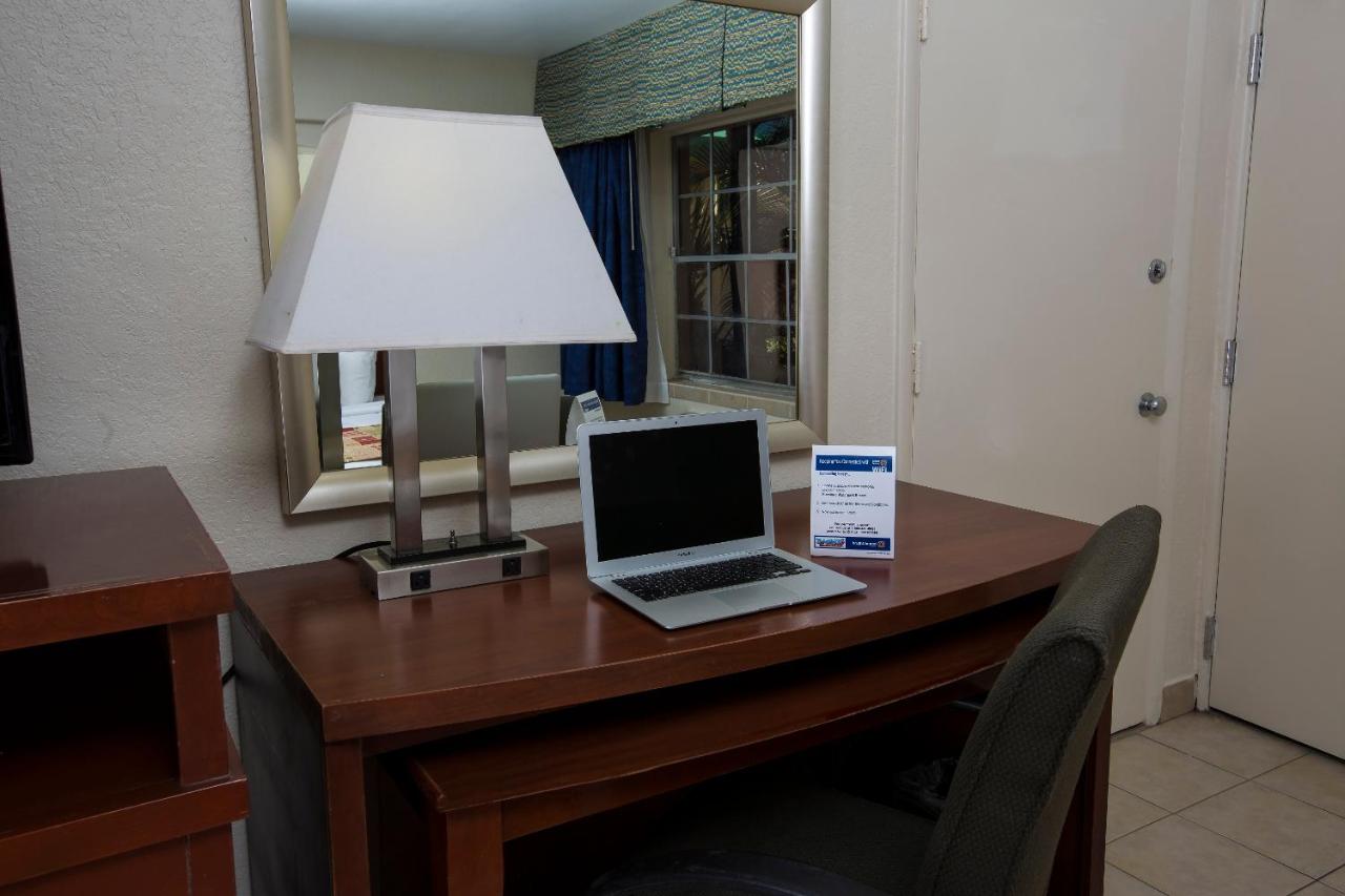 Standard Double Room at Flamingo Express Hotel