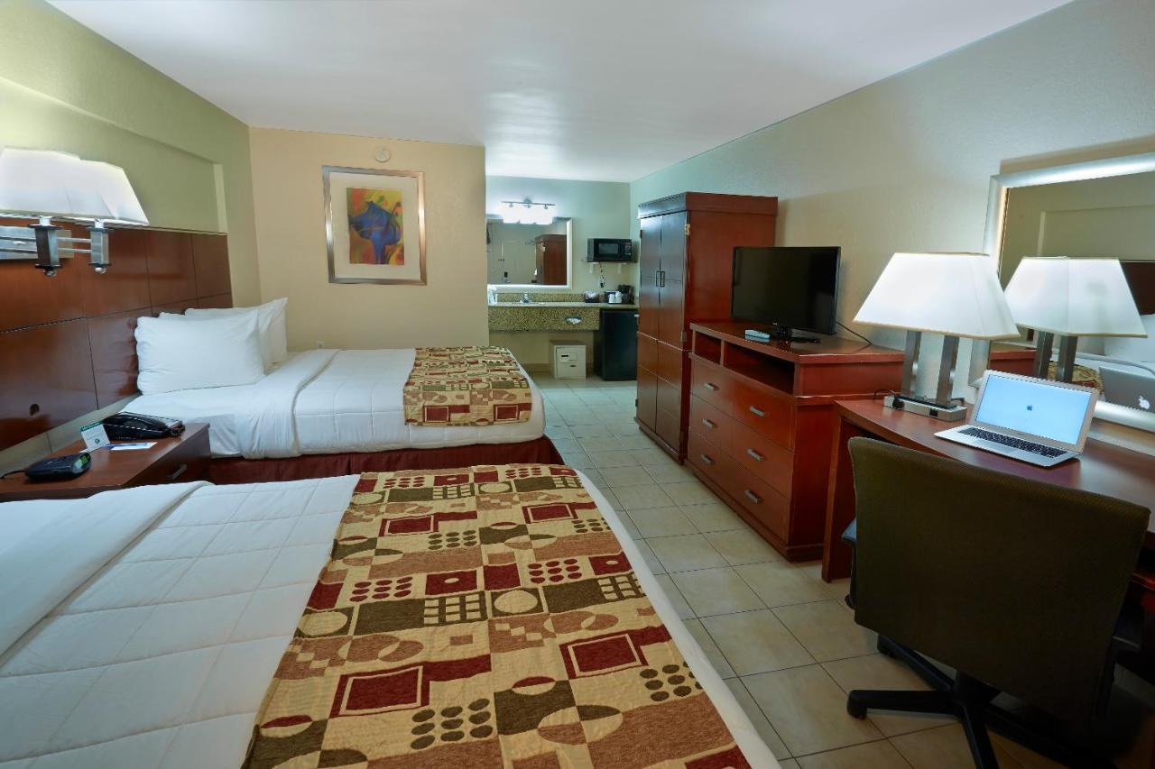 Standard Double Room at Flamingo Express Hotel