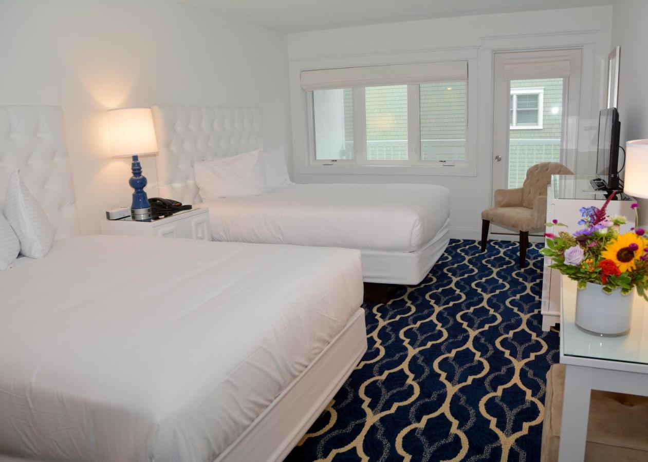 Standard Queen Room at ICONA Cape May