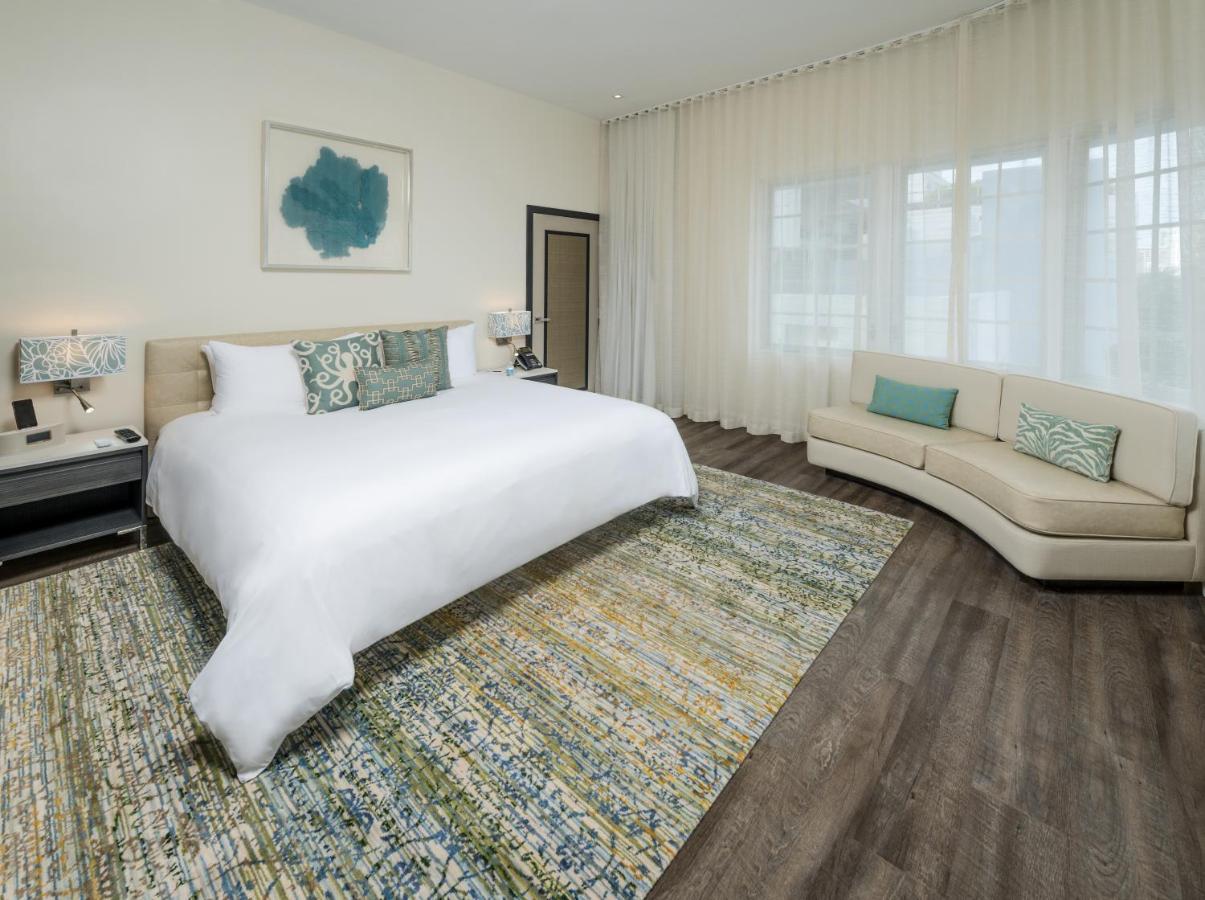 Premier Corner Suite at The Marlin Hotel