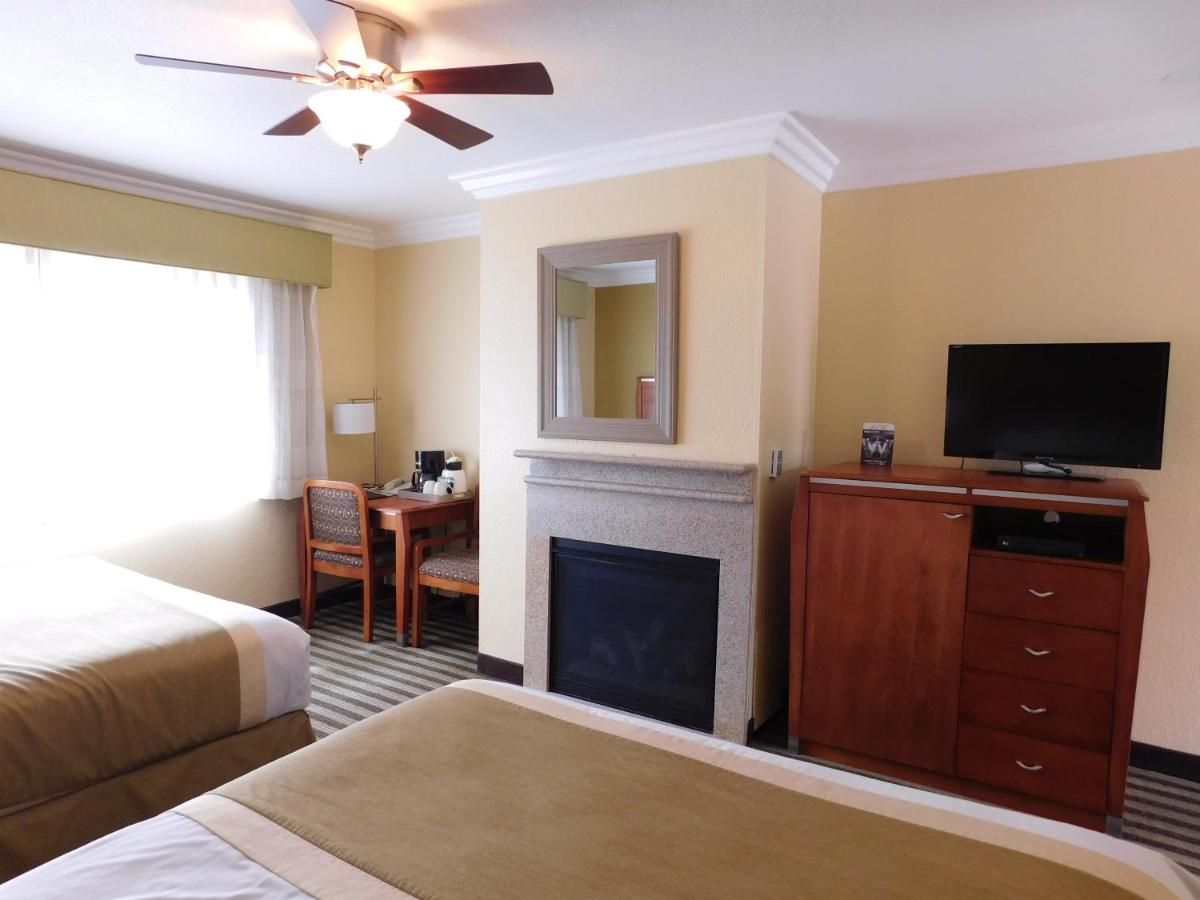 | Deer Haven Inn