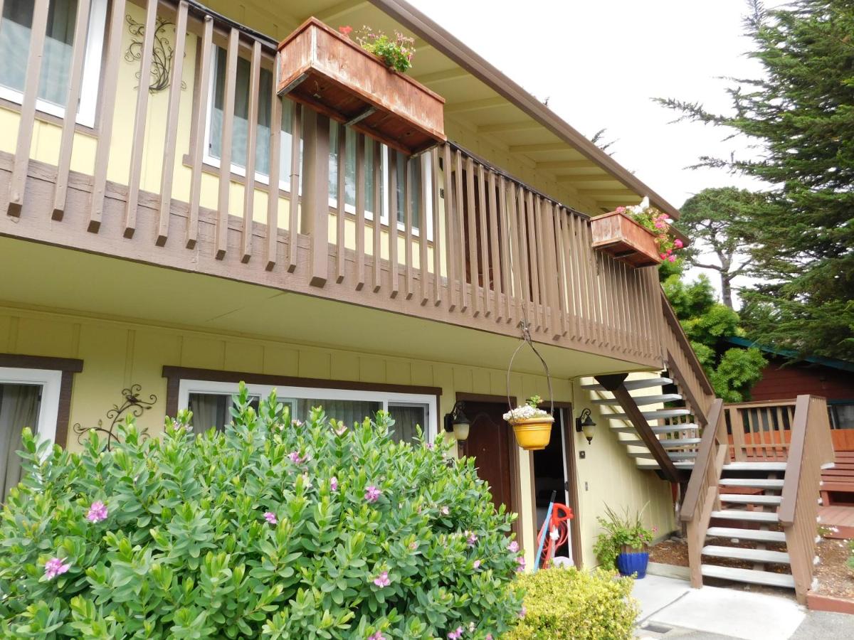 | Deer Haven Inn