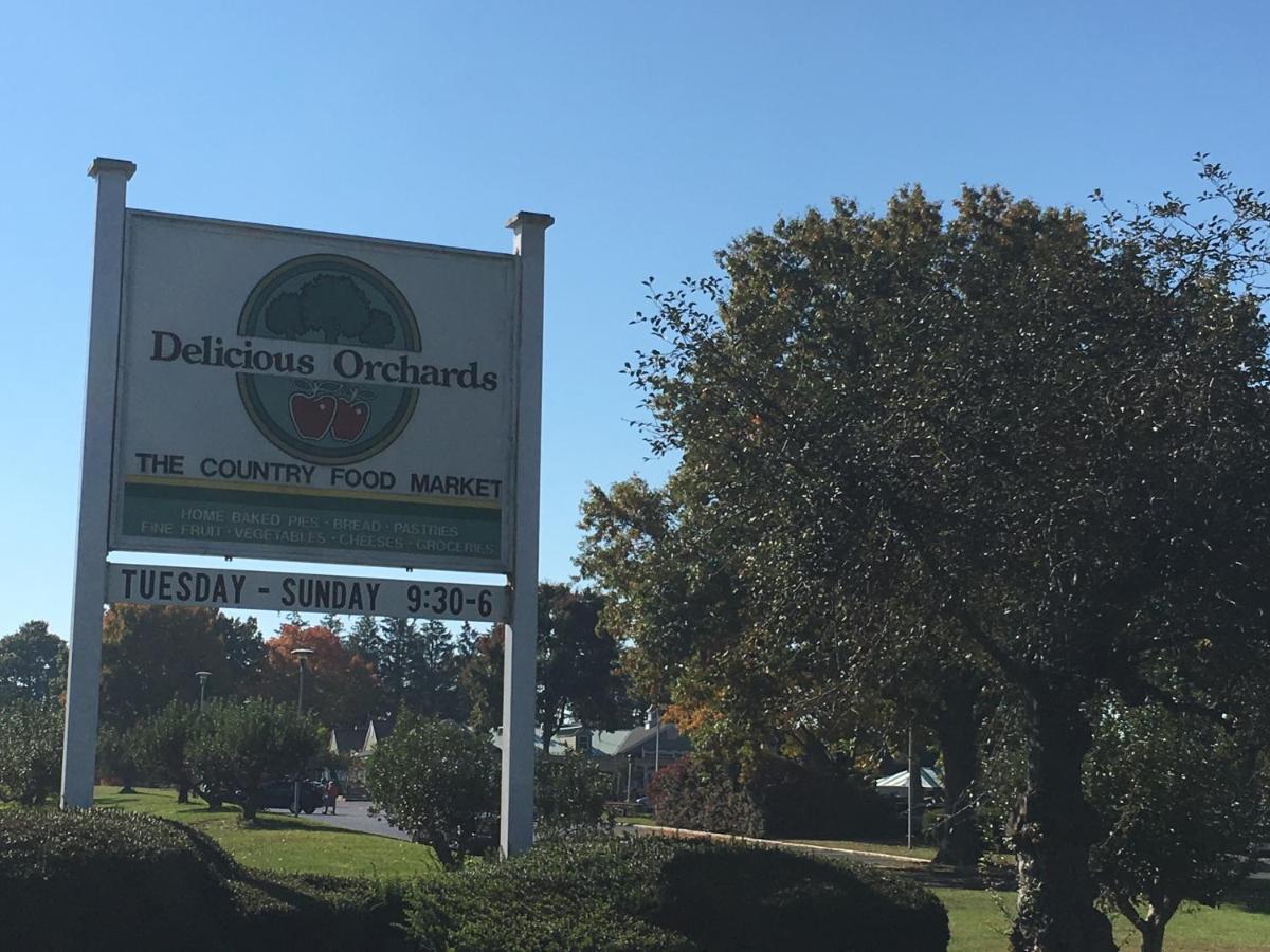 | Colts Neck Inn Hotel