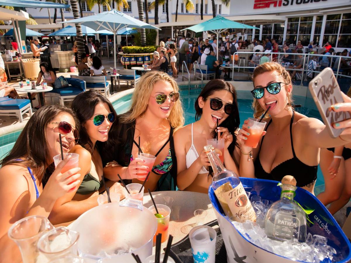 | Clevelander Hotel