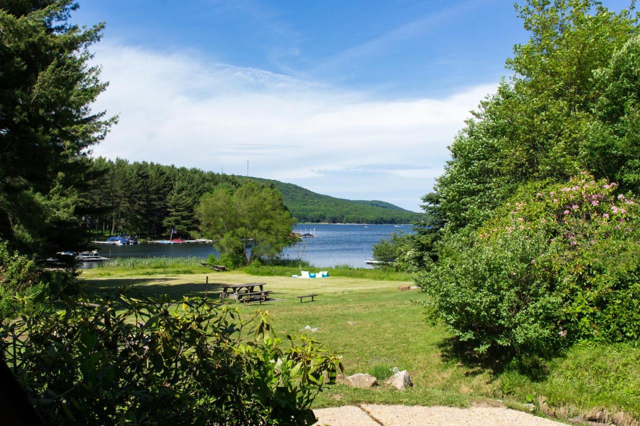| Inn at Deep Creek