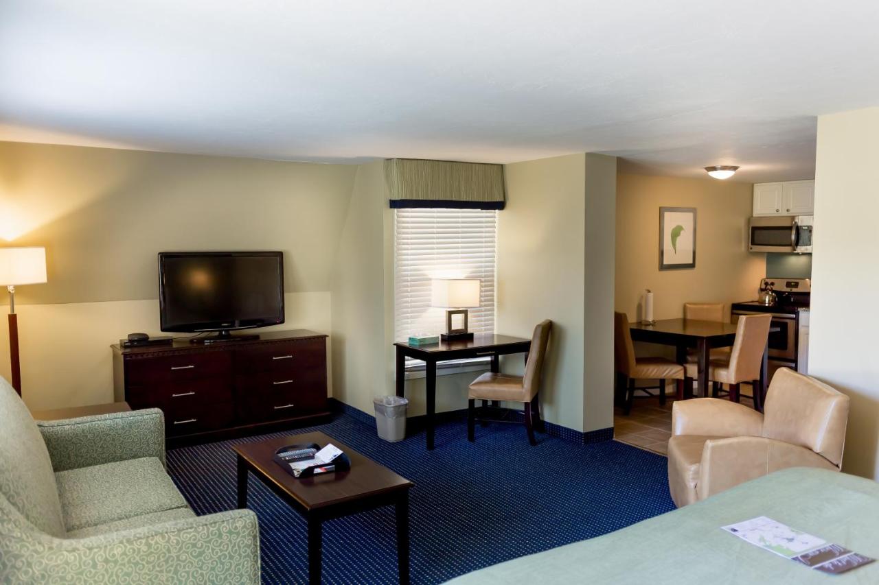 | Inn at Deep Creek