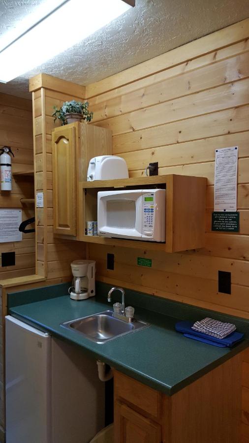 | Emerald Forest Cabins