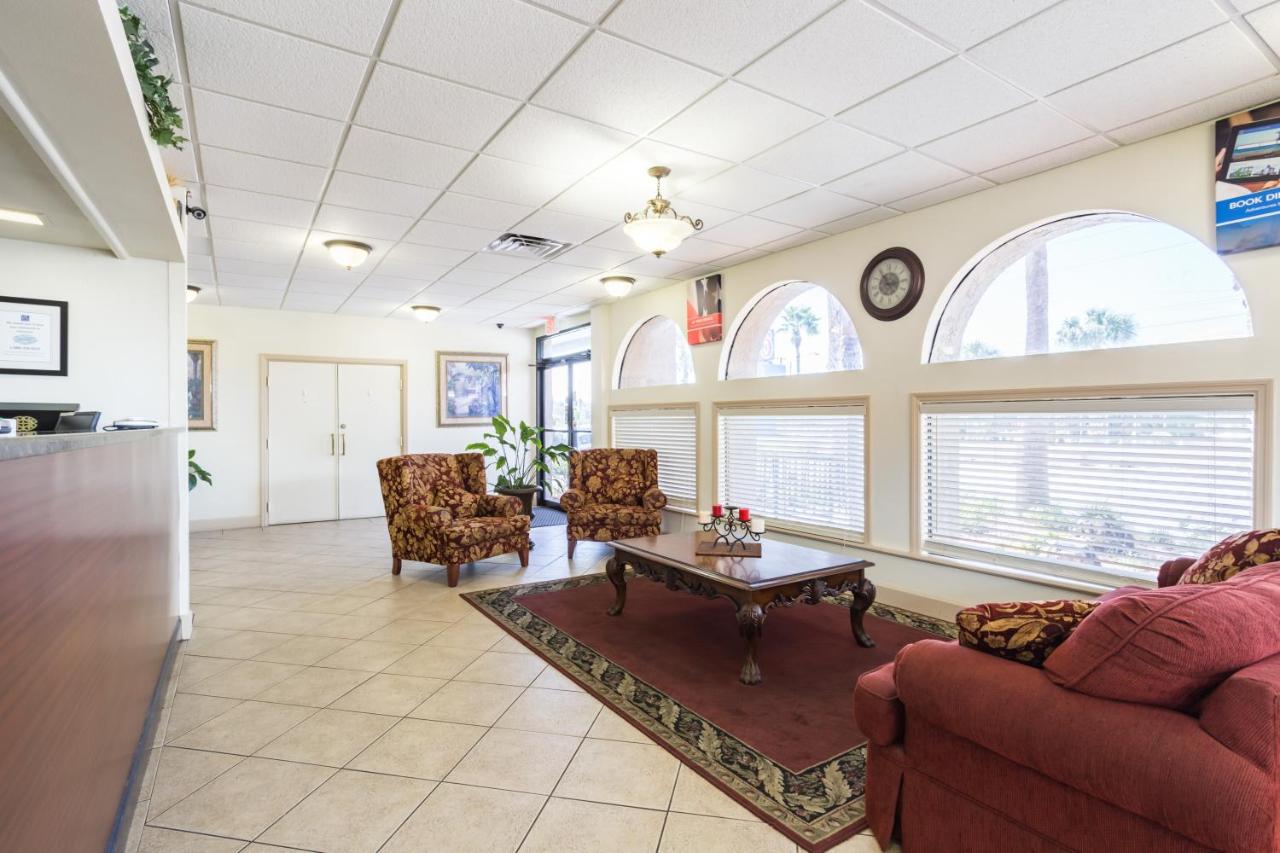  | Motel 6-Spring Hill, FL - Weeki Wachee