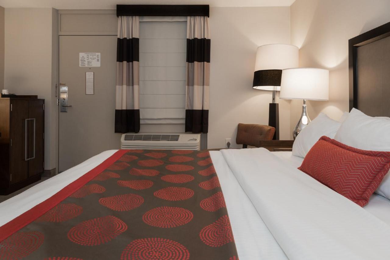 Queen Room - Mobility Access/Non-Smoking at Ramada by Wyndham Boston