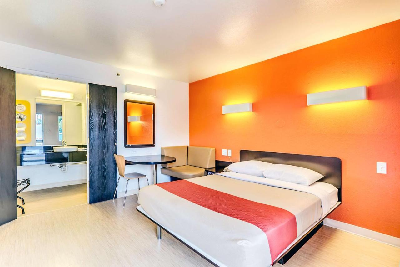 | Motel 6-Linthicum Heights, MD - BWI Airport