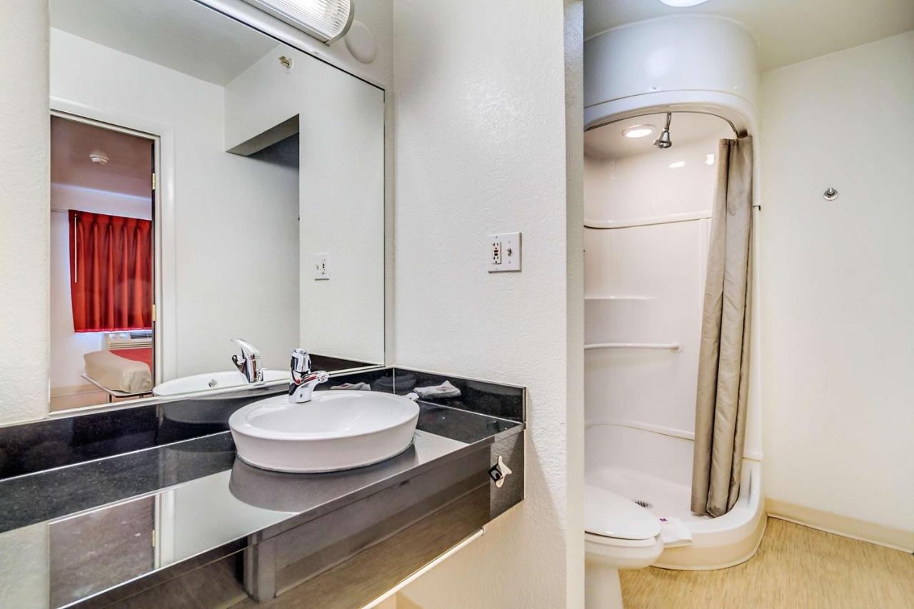  | Motel 6-Linthicum Heights, MD - BWI Airport
