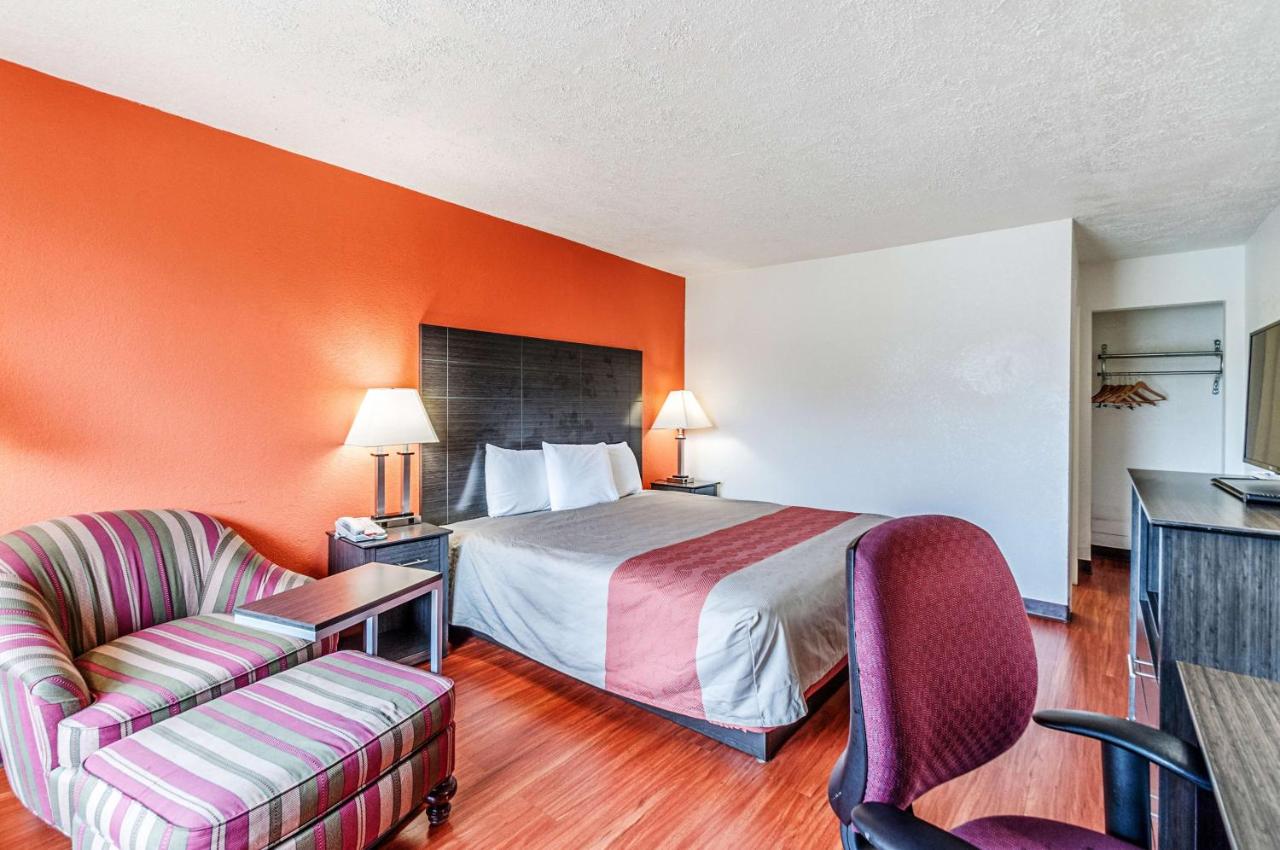 | Motel 6-Dumfries, VA