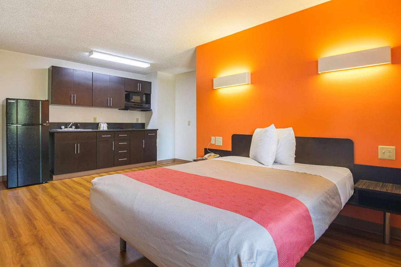 | Motel 6-Jonesboro, GA