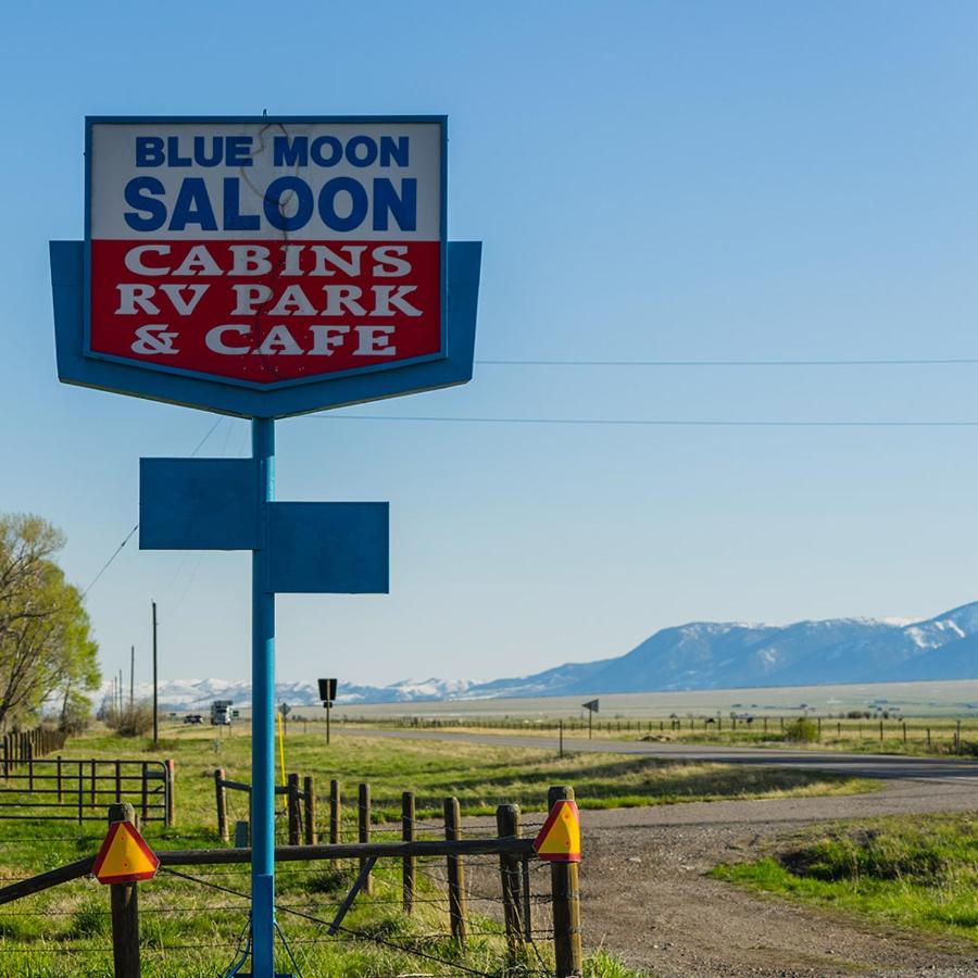  | Blue Moon Saloon