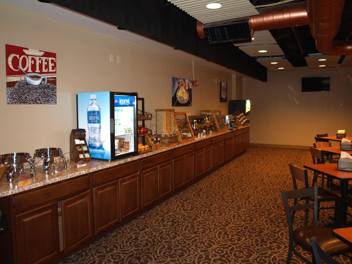  | Hotel at Batavia Downs