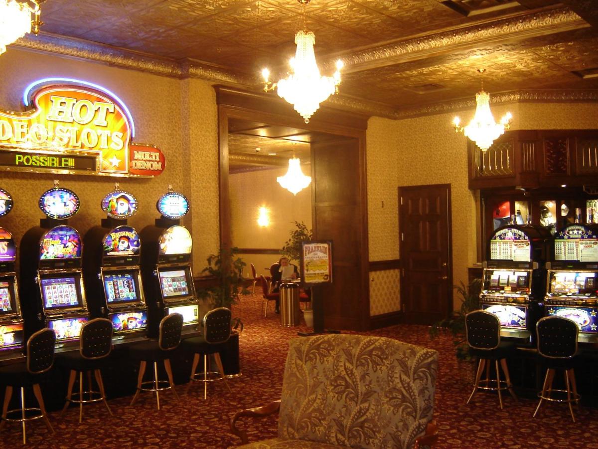  | Historic Franklin Hotel