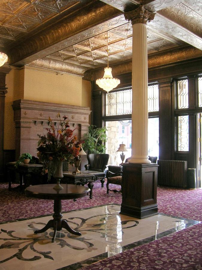  | Historic Franklin Hotel