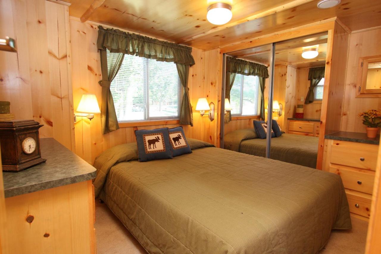 | Lakeland RV Campground Loft Cabin 1