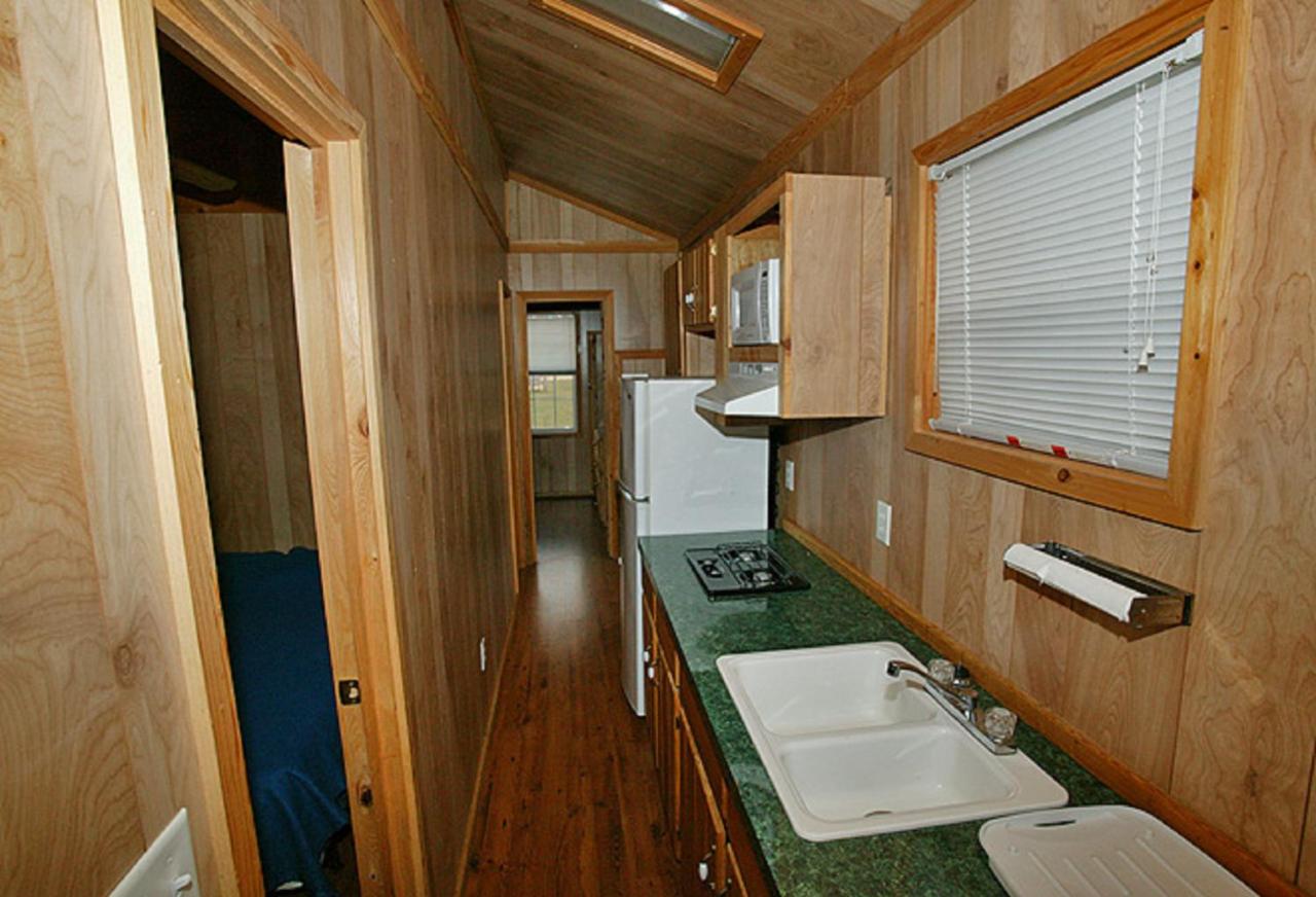 | Arrowhead Camping Resort Deluxe Cabin 14