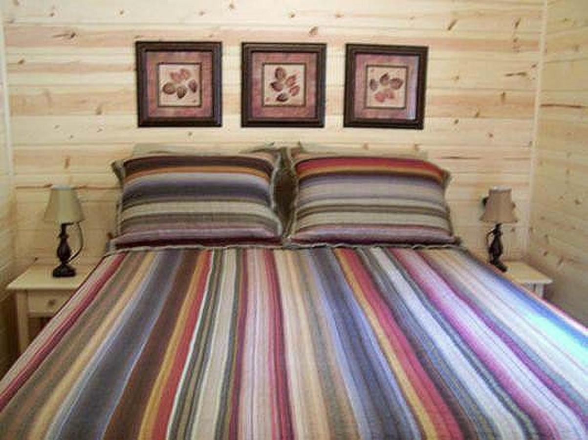 | Lakeland RV Campground Cottage 15
