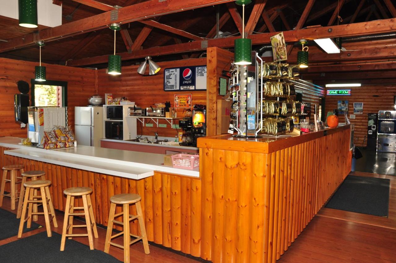  | Arrowhead Camping Resort Loft Cabin 22
