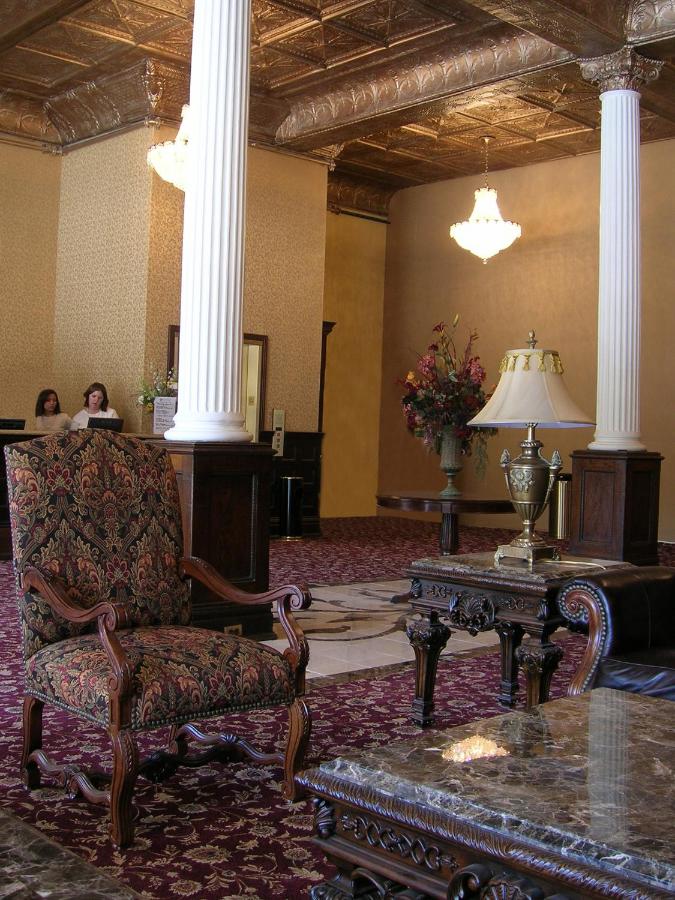  | Historic Franklin Hotel