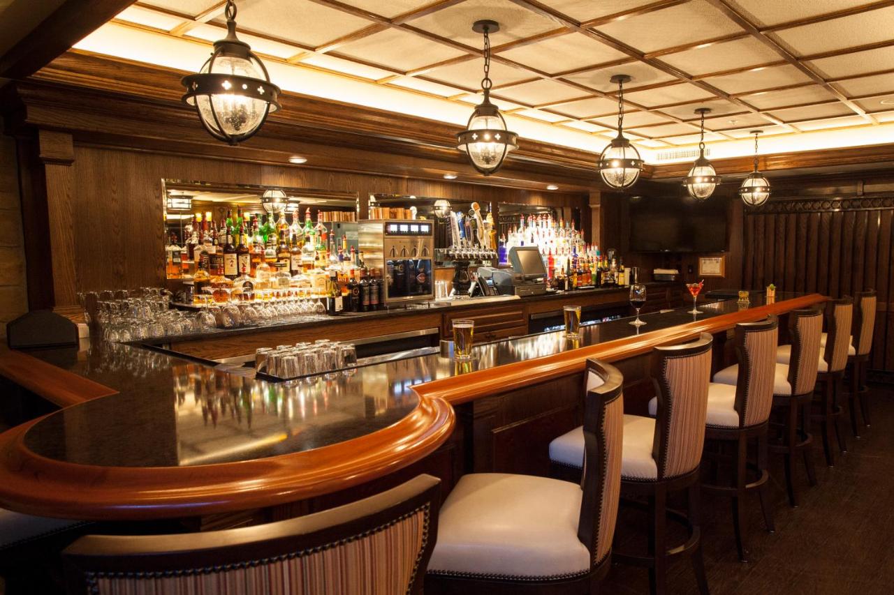  | Historic Franklin Hotel