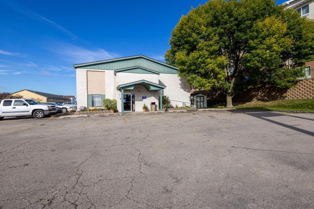  | Motel 6-Cedar Rapids, IA - Airport
