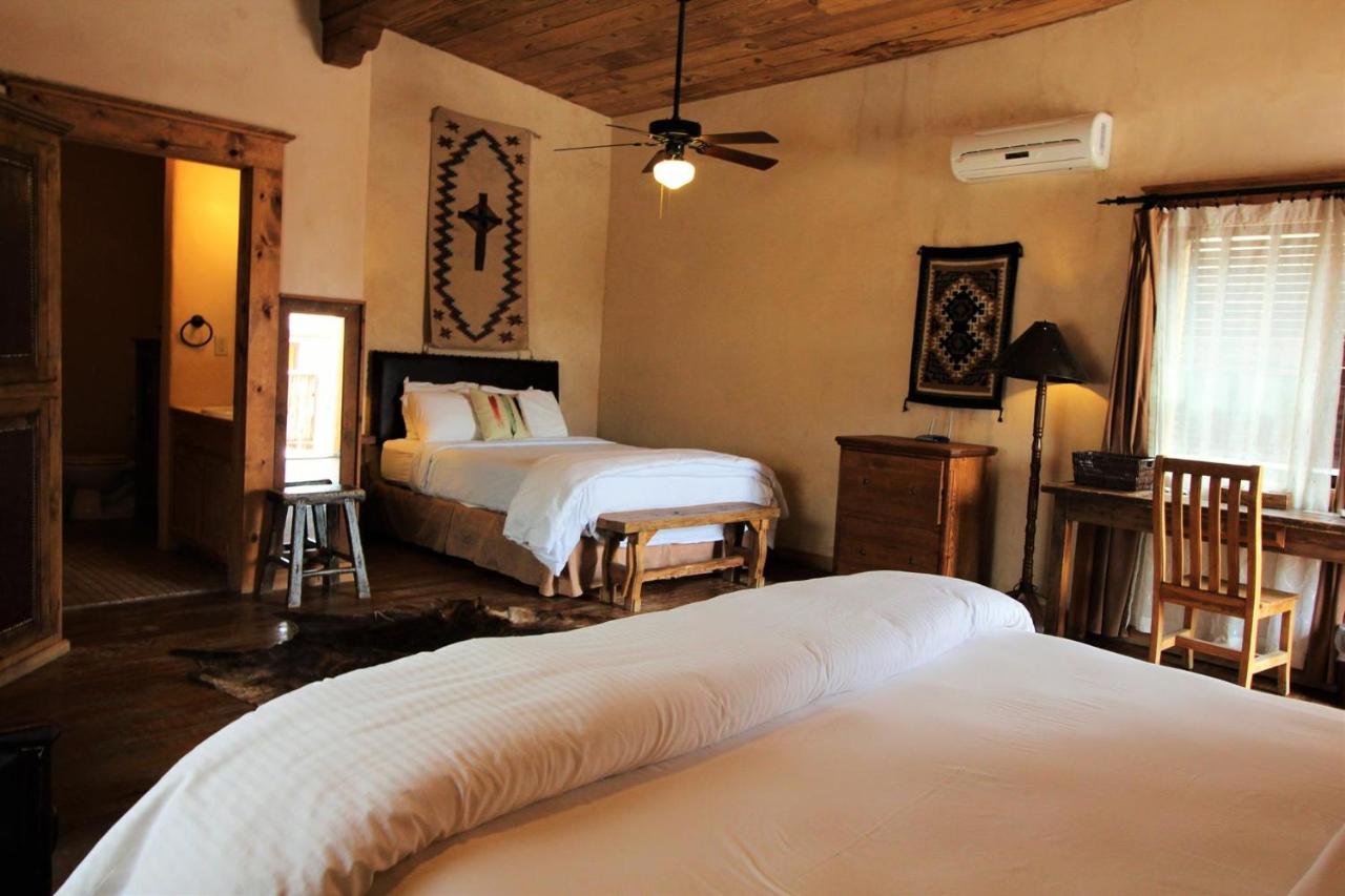 | The Maverick Inn