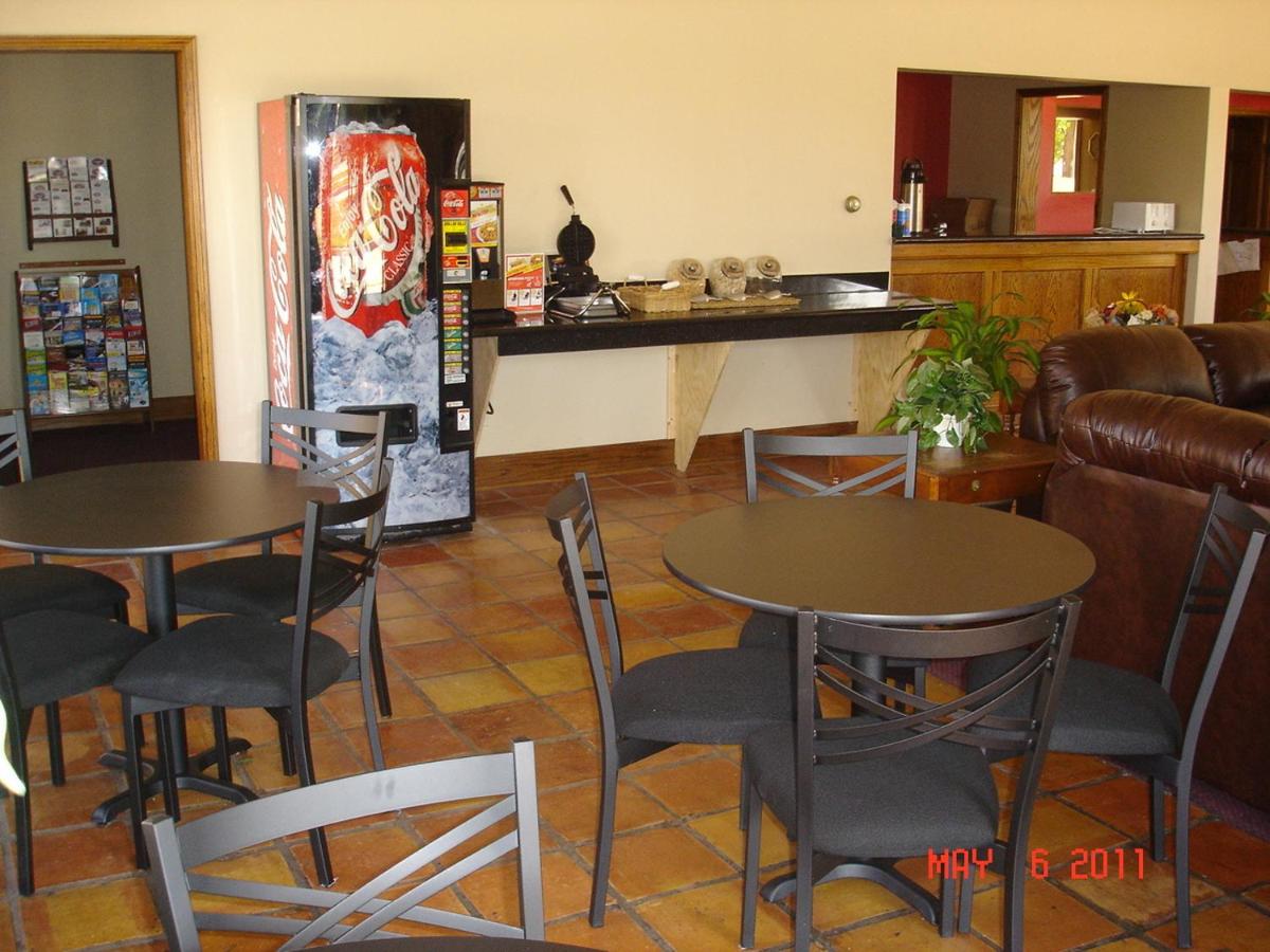 | Motel 6-Freeport, TX