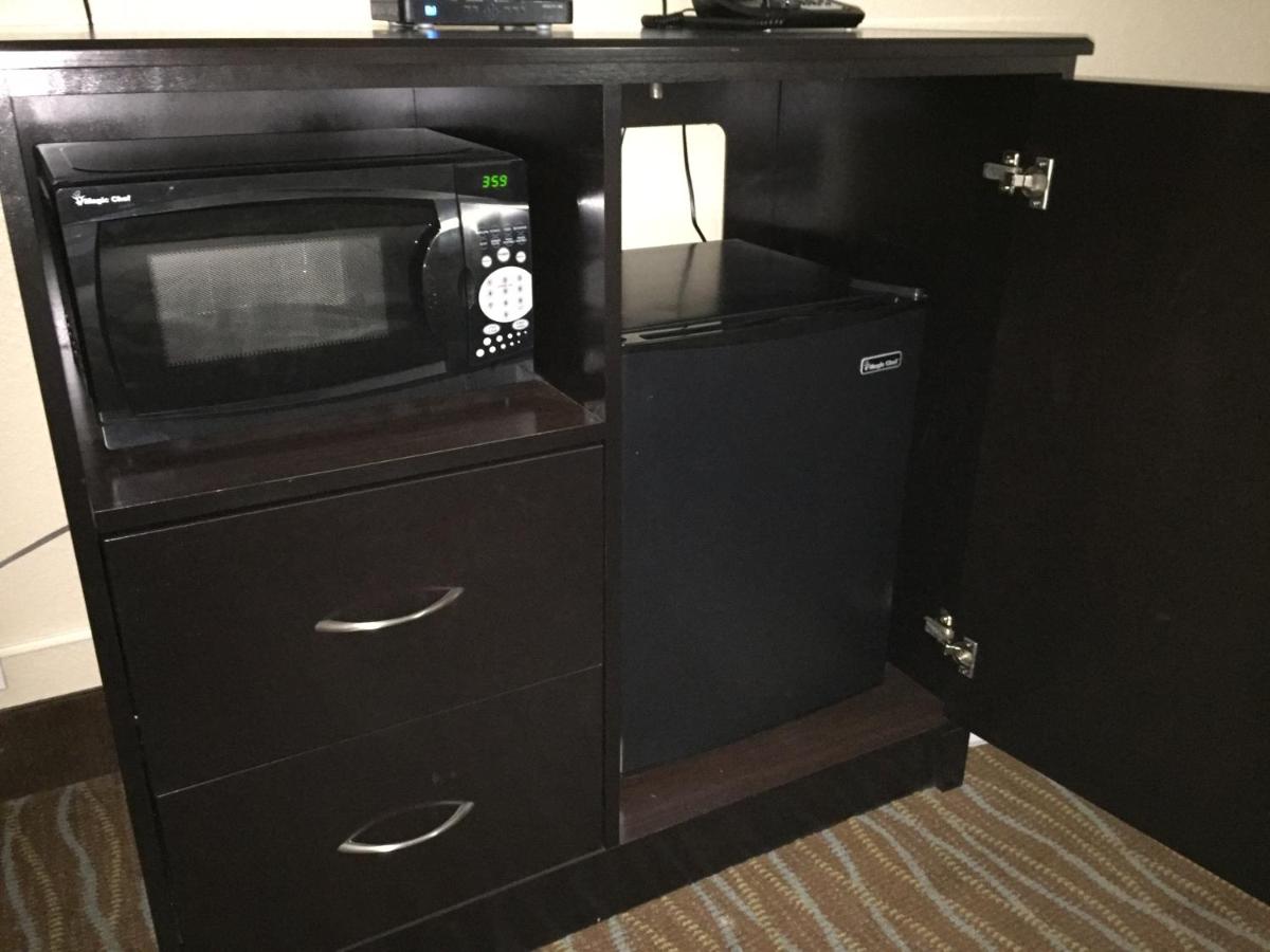 Queen Suite with Two Queen Beds - Non-Smoking at Cascades Mountain Resort, Ascend Hotel Collection