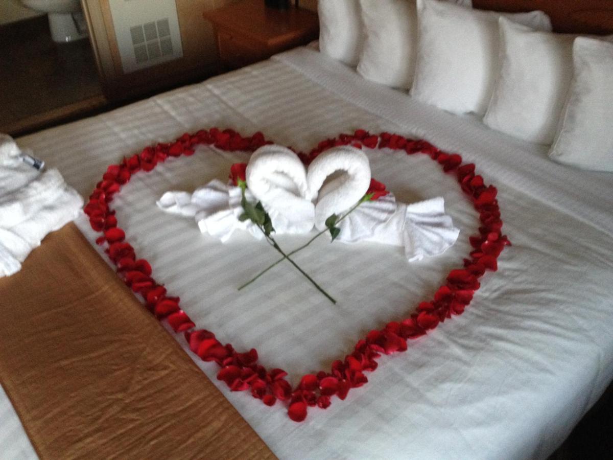| Pepper Tree Inn Tahoe City