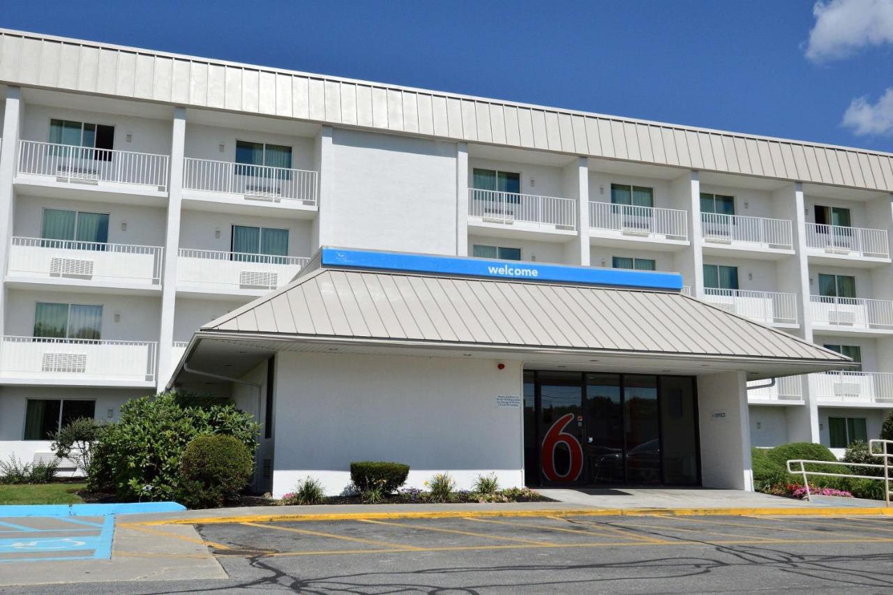 | Motel 6-Danvers, MA - Boston North