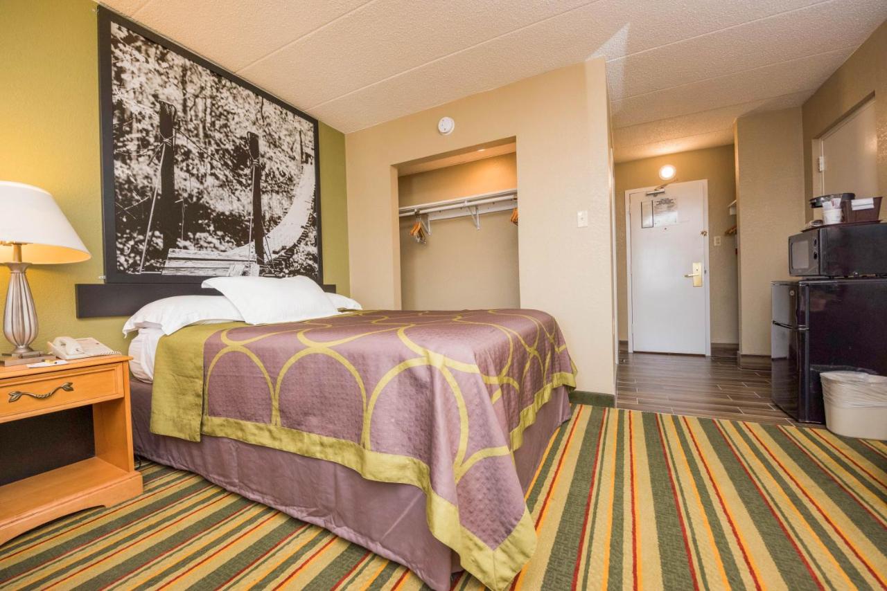King Room - Non-Smoking at Super 8 by Wyndham Frederick