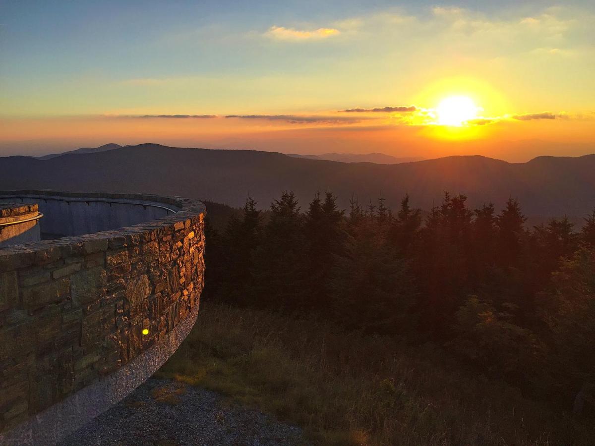 | Mt Mitchell Cabin Rentals